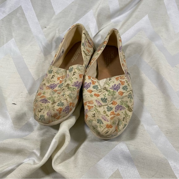 Toms Shoes - Toms wildflower print